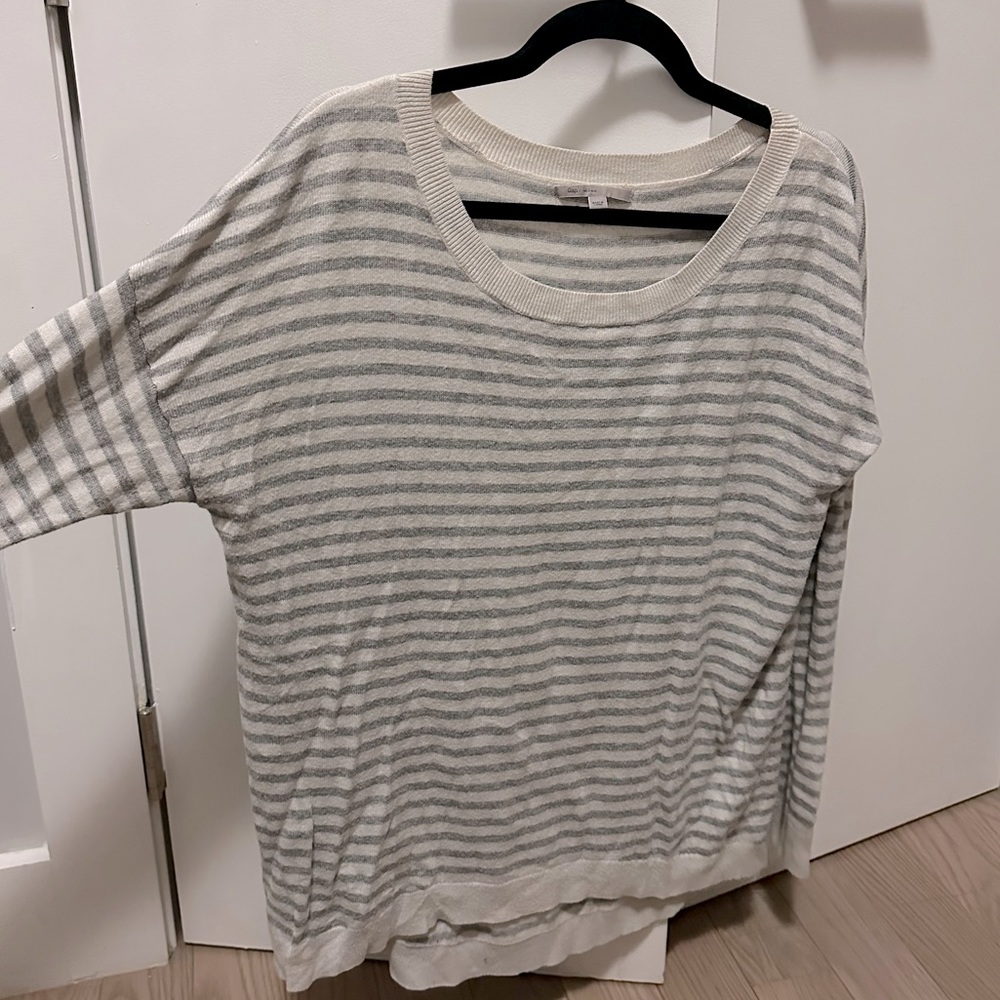 Gap medium white and grey sweater. so comfy!